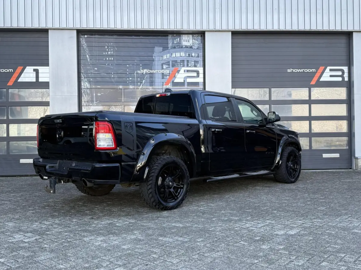 1500 5.7 V8 Crew Cab WIDE BODY BTW VRIJ!