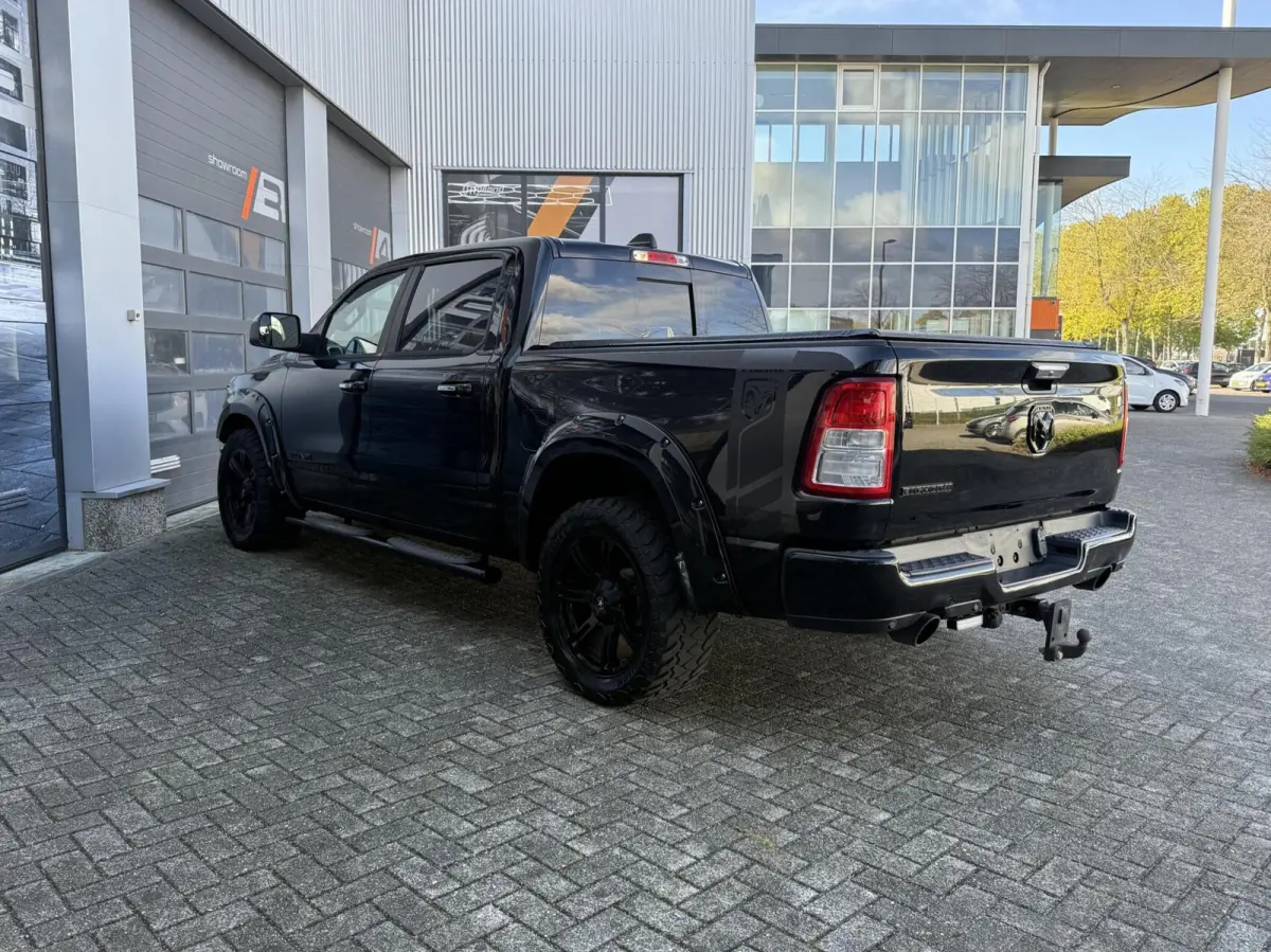 1500 5.7 V8 Crew Cab WIDE BODY BTW VRIJ!