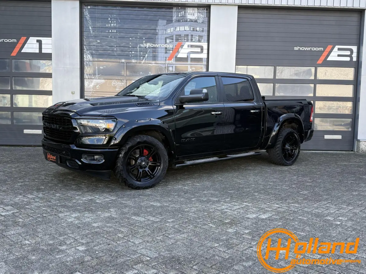 1500 5.7 V8 Crew Cab WIDE BODY BTW VRIJ!