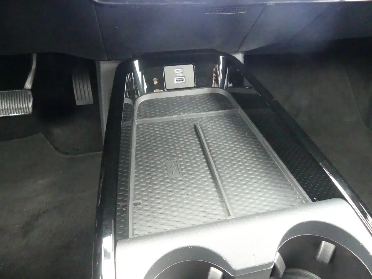 Extended RWD 98 kWh | TREKHAAK | ADAPTIVE CRUISE | DODEHOEKDETECTIE | CAMERA | 360 CAMERA | STOEL+STUUR+VOORRUITVERWARMING | ELEKTRISCHE ACHTERKLEP | PARKEERSENSOREN V+A | B&O AUDIO | APPLE 