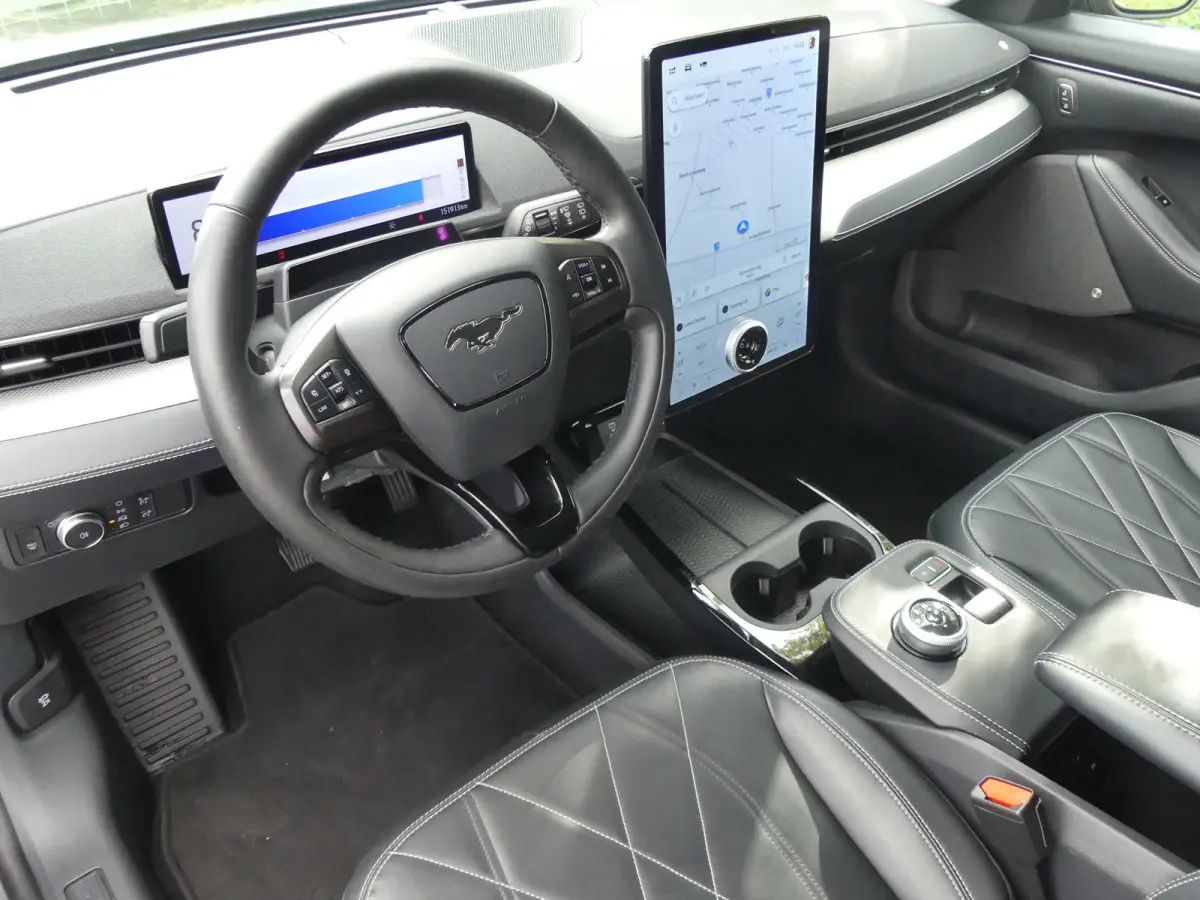Extended RWD 98 kWh | TREKHAAK | ADAPTIVE CRUISE | DODEHOEKDETECTIE | CAMERA | 360 CAMERA | STOEL+STUUR+VOORRUITVERWARMING | ELEKTRISCHE ACHTERKLEP | PARKEERSENSOREN V+A | B&O AUDIO | APPLE 