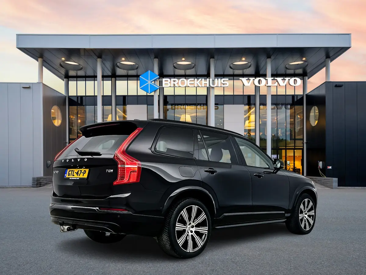 T8 Ultra Dark | 21" | Luchtvering | Geventileerd Nappa | Stoelmassage | Trekhaak | Bowers & Wilkins | 360 Camera | Panoramadak | Head-Up |