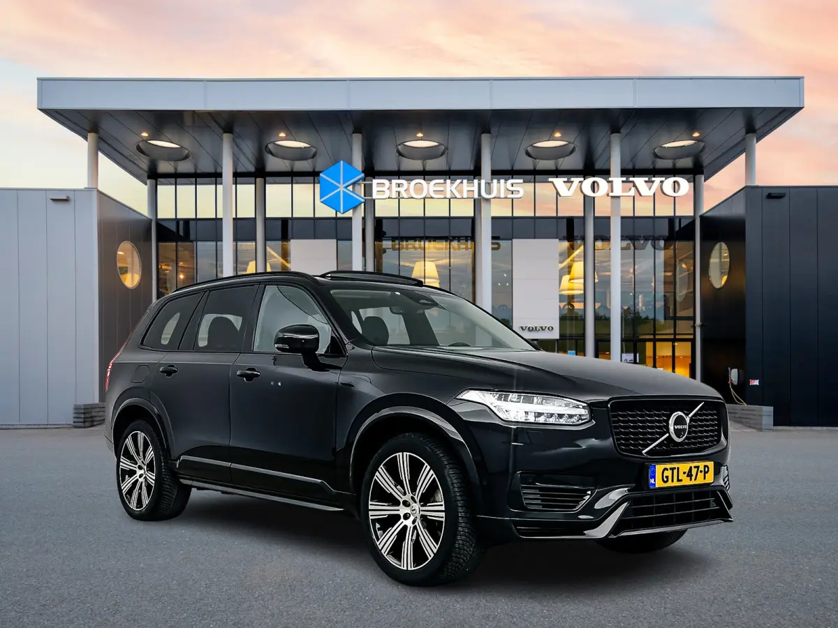 T8 Ultra Dark | 21" | Luchtvering | Geventileerd Nappa | Stoelmassage | Trekhaak | Bowers & Wilkins | 360 Camera | Panoramadak | Head-Up |