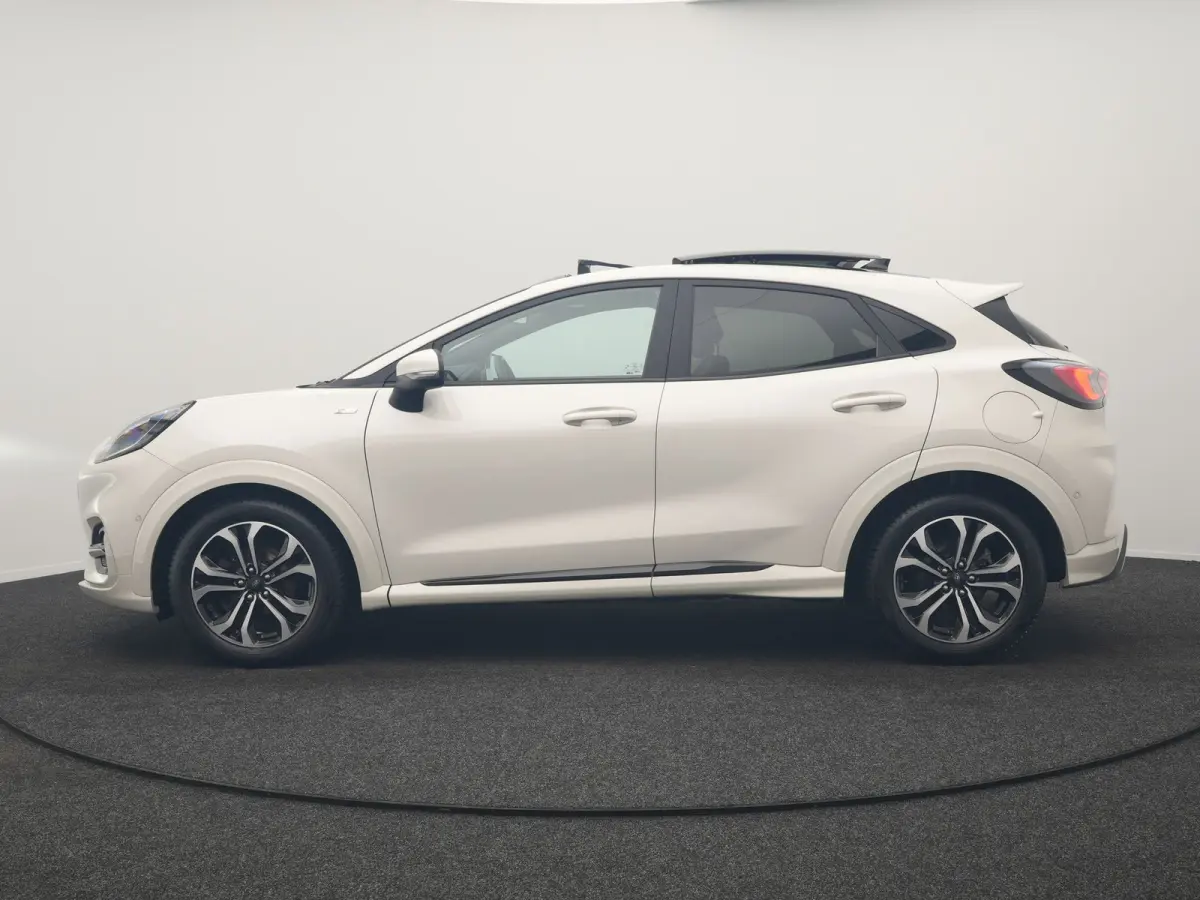 1.0 EcoBoost ST-Line X 155pk Dealer O.H | Panodak | Adaptive Cruise | Bang & Olufsen | Camera | Sportstoelen & Stuur Verwarmd | Apple Carplay | Keyless | Virtual | Navigatie | DAB | 17"L.M |