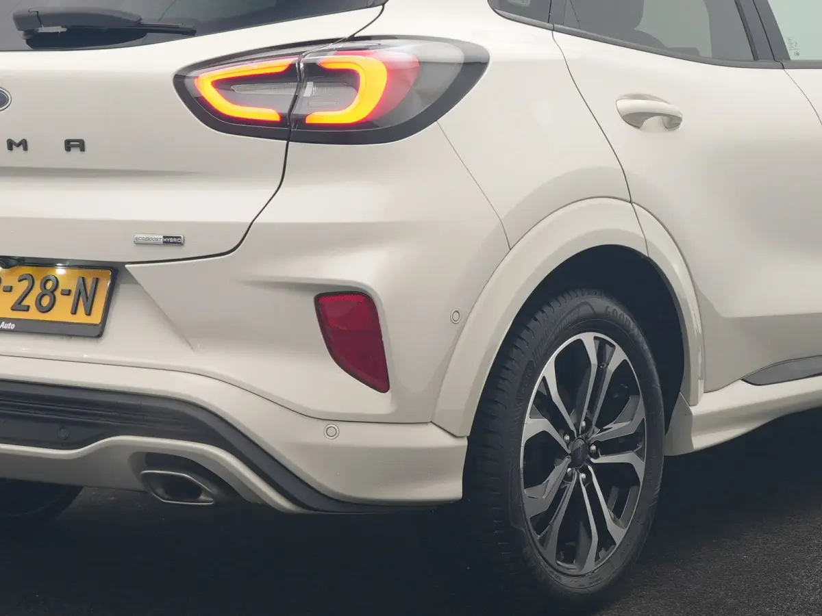 1.0 EcoBoost ST-Line X 155pk Dealer O.H | Panodak | Adaptive Cruise | Bang & Olufsen | Camera | Sportstoelen & Stuur Verwarmd | Apple Carplay | Keyless | Virtual | Navigatie | DAB | 17"L.M |