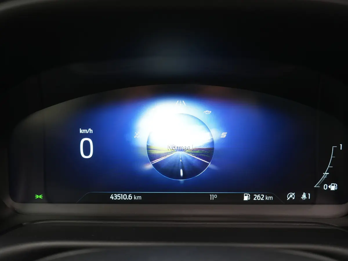 1.0 EcoBoost ST-Line X 155pk Dealer O.H | Panodak | Adaptive Cruise | Bang & Olufsen | Camera | Sportstoelen & Stuur Verwarmd | Apple Carplay | Keyless | Virtual | Navigatie | DAB | 17"L.M |
