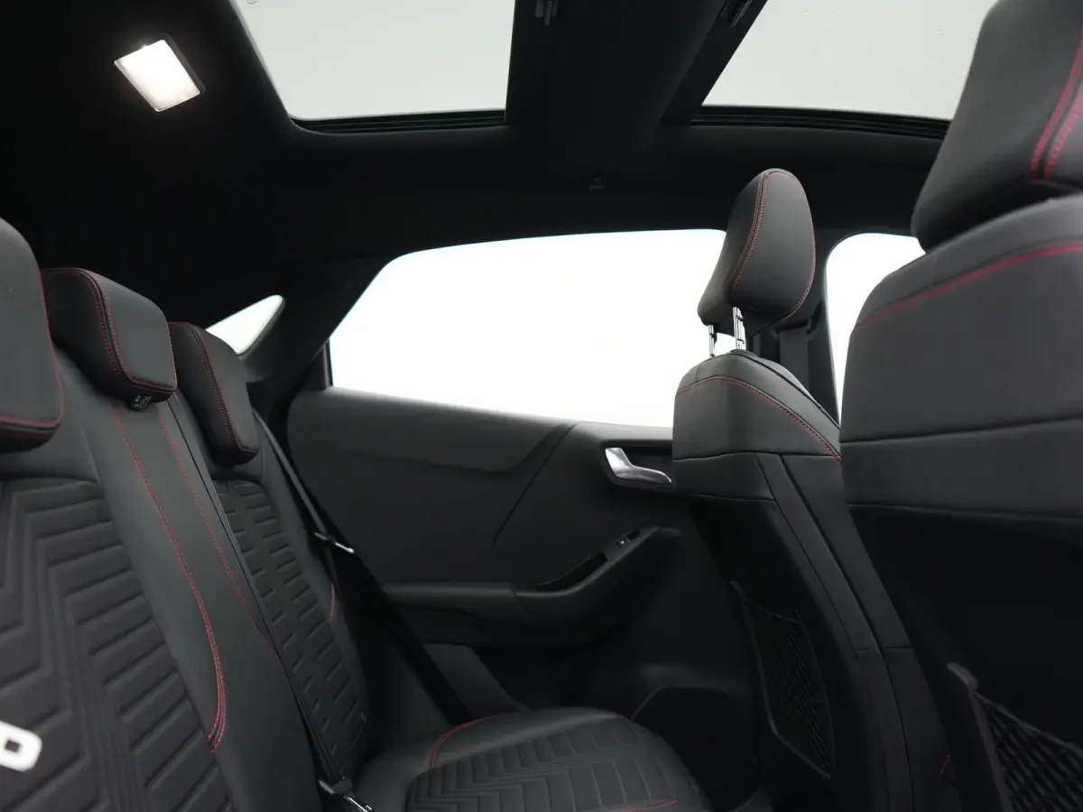 1.0 EcoBoost ST-Line X 155pk Dealer O.H | Panodak | Adaptive Cruise | Bang & Olufsen | Camera | Sportstoelen & Stuur Verwarmd | Apple Carplay | Keyless | Virtual | Navigatie | DAB | 17"L.M |