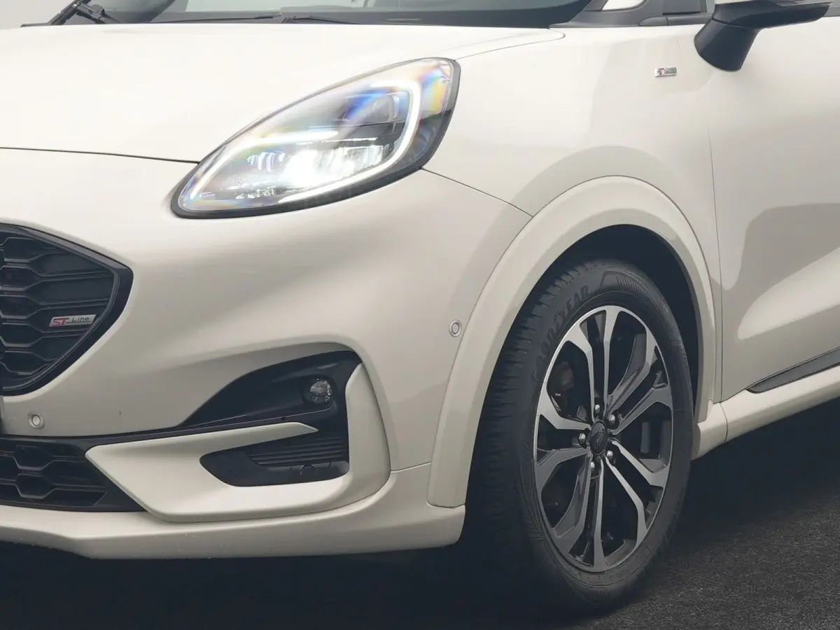1.0 EcoBoost ST-Line X 155pk Dealer O.H | Panodak | Adaptive Cruise | Bang & Olufsen | Camera | Sportstoelen & Stuur Verwarmd | Apple Carplay | Keyless | Virtual | Navigatie | DAB | 17"L.M |