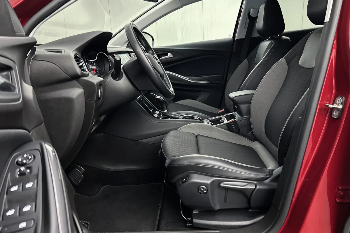 1.2 Turbo Business Executive | Trekhaak | Half lederen bekleding