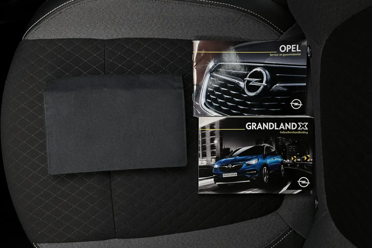 1.2 Turbo Business Executive | Trekhaak | Half lederen bekleding