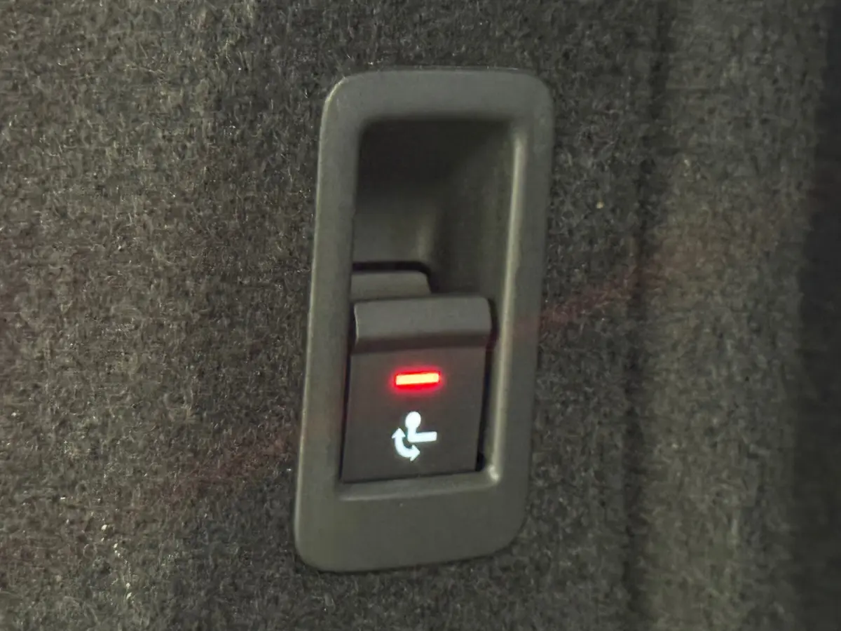40 TFSI 190 PK S line black edition Headup Trekhaak Camera Keyless
