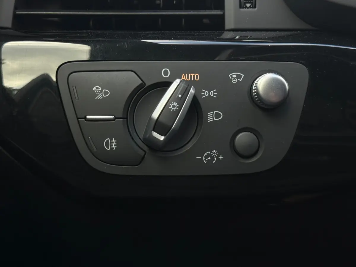 40 TFSI 190 PK S line black edition Headup Trekhaak Camera Keyless