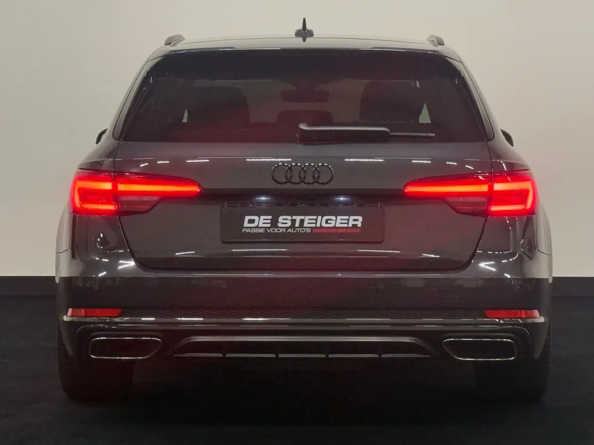 40 TFSI 190 PK S line black edition Headup Trekhaak Camera Keyless
