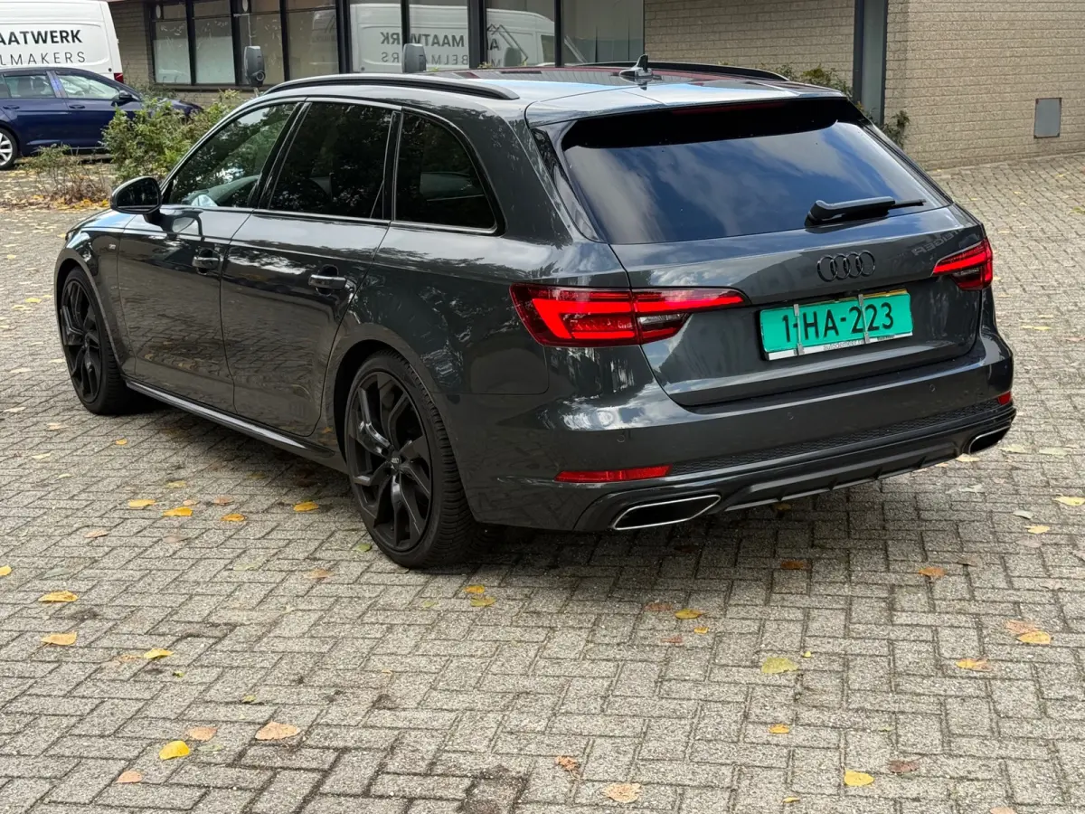 40 TFSI 190 PK S line black edition Headup Trekhaak Camera Keyless