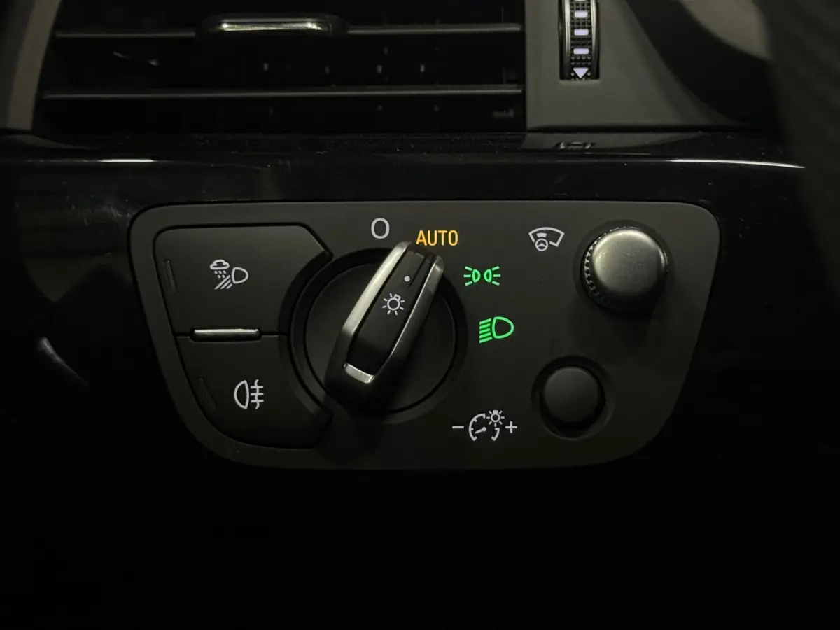 40 TFSI 190 PK S line black edition Headup Trekhaak Camera Keyless