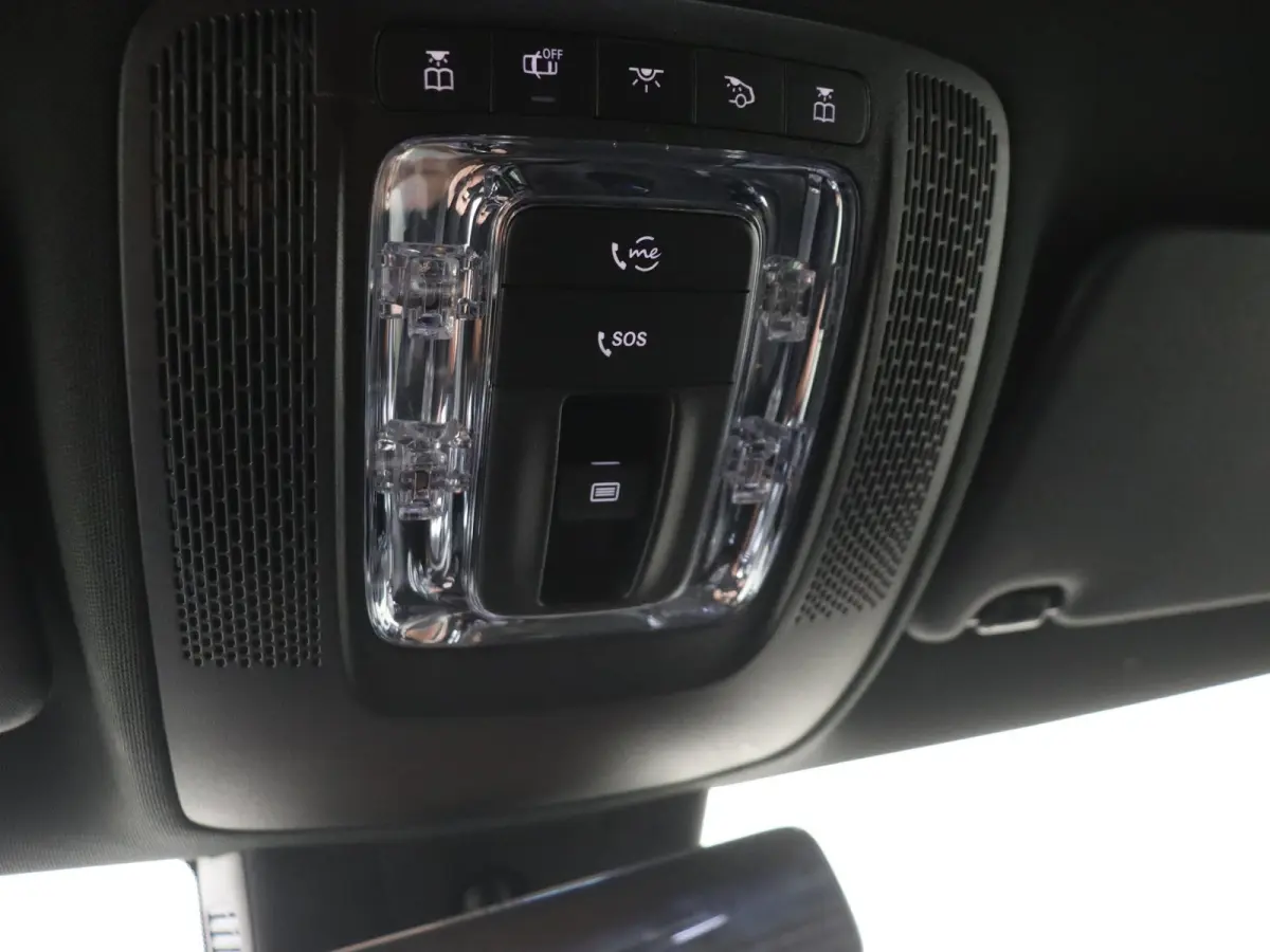 180 AMG Line / Stoelverwarming / Panaromadak / Achteruitcamera / Night-Pakket / Sfeerverlichting /