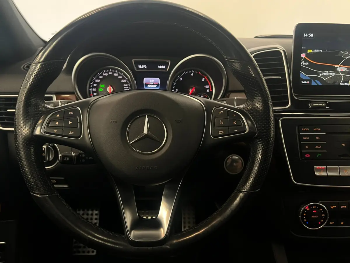 250d / 1e eig / AMG / Schuifdak / CarPlay