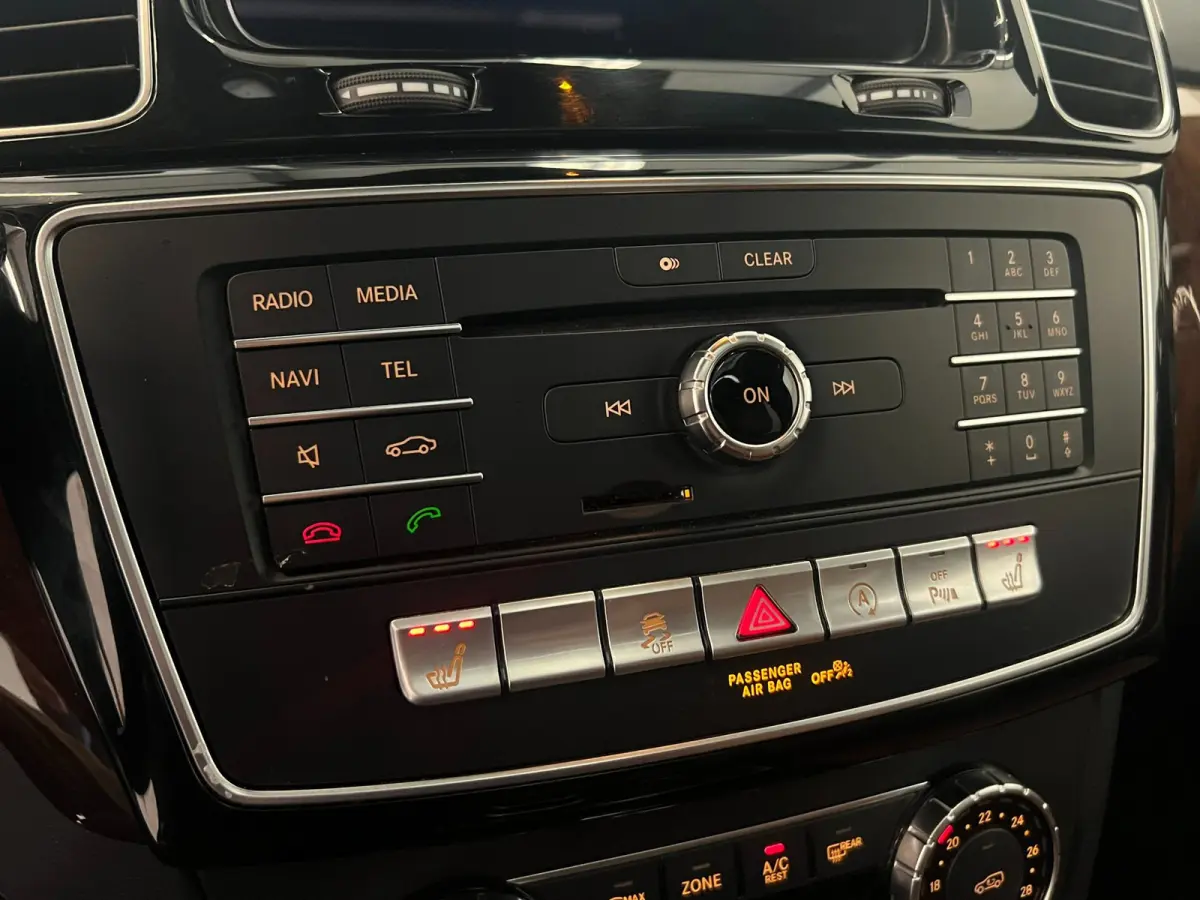 250d / 1e eig / AMG / Schuifdak / CarPlay