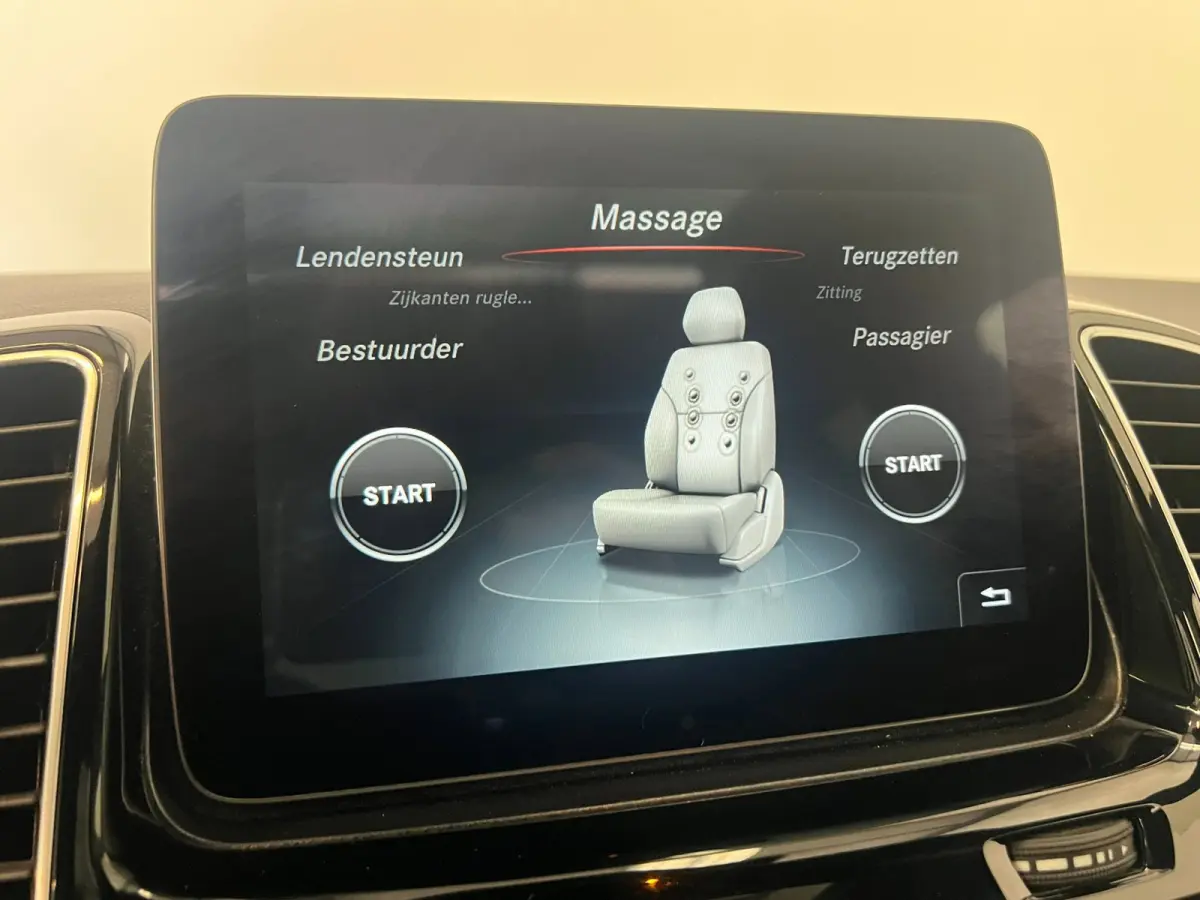 250d / 1e eig / AMG / Schuifdak / CarPlay