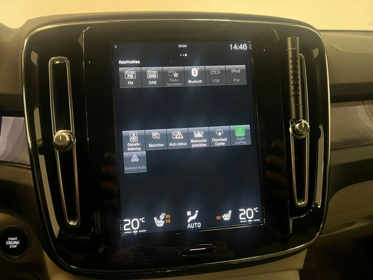 1.5 T5 / Facelift / Harman / Memory / Leder