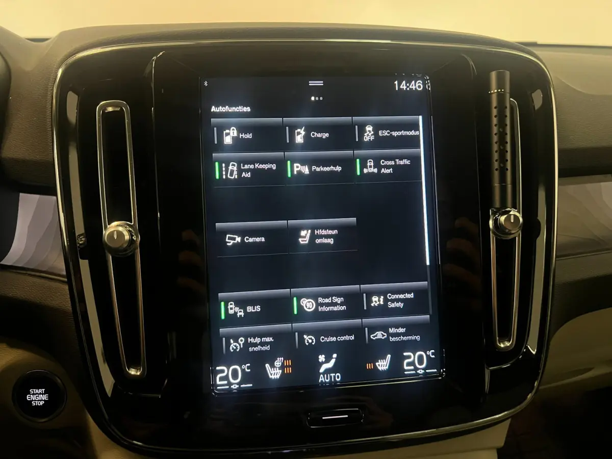 1.5 T5 / Facelift / Harman / Memory / Leder