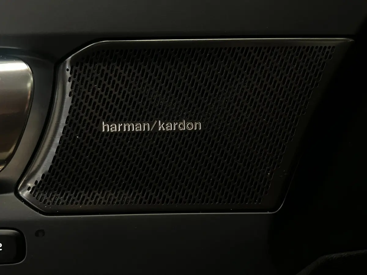 1.5 T5 / Facelift / Harman / Memory / Leder