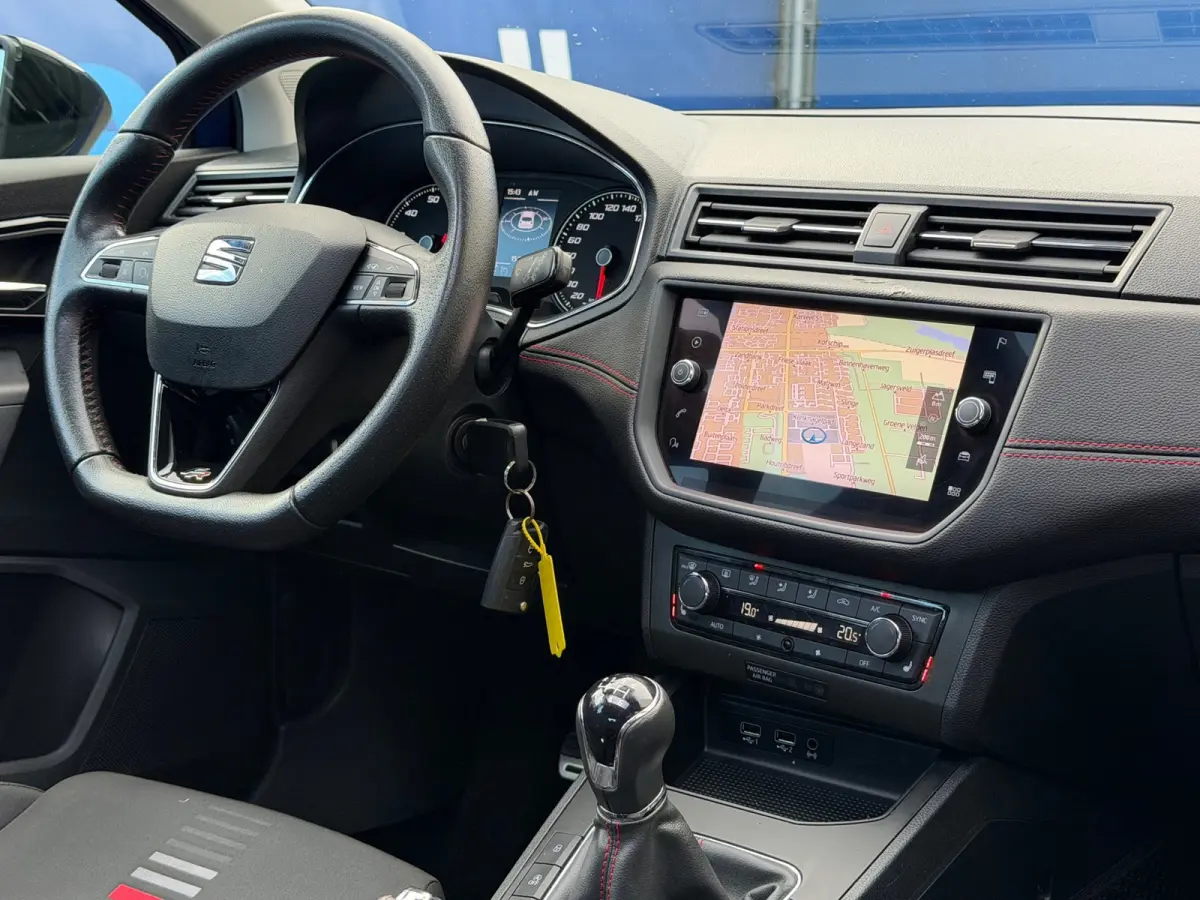 1.5 TSI EVO FR Business Intense|Trekhaak|StoelVW|Pano|Carplay|Camera|Climate|Cruise|Navi|PDC V+A|BeatsSoundSysteem|