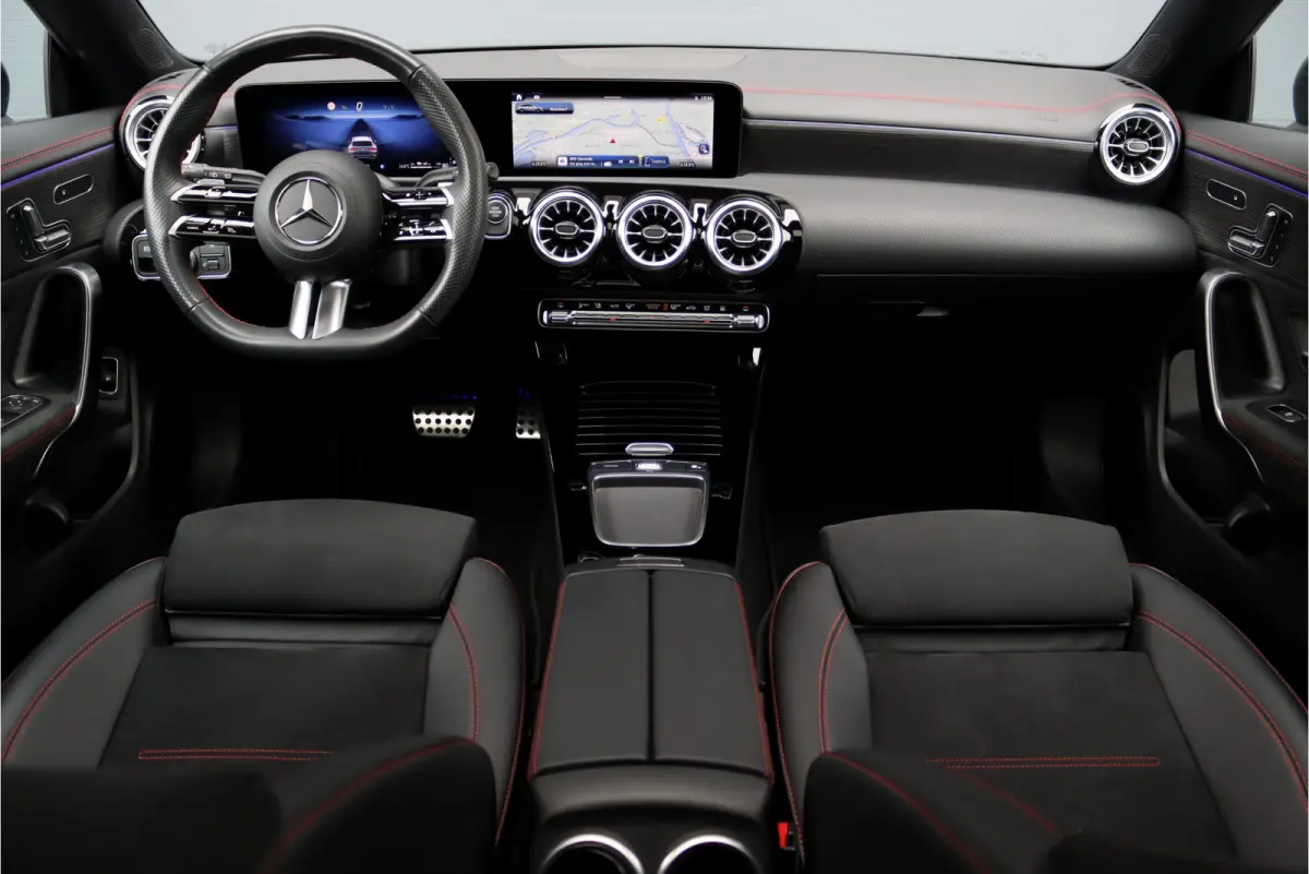 250 e AMG Line | Facelift | Panoramadak | Memory | Distronic+ | Advanced Sound System | Keyless Go | Verwarmd Stuurwiel | Augmented Reality |