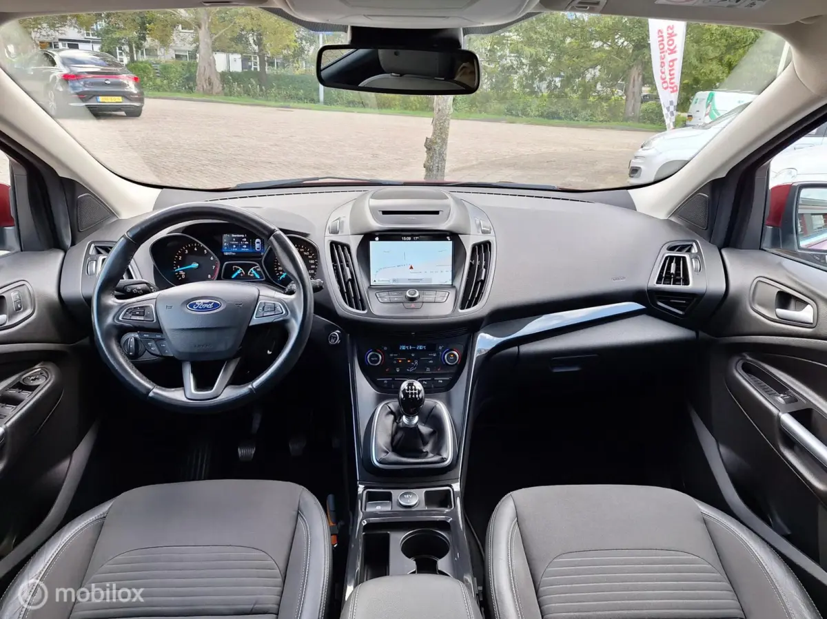 1.5 ECOBOOST TITANIUM • Carplay •