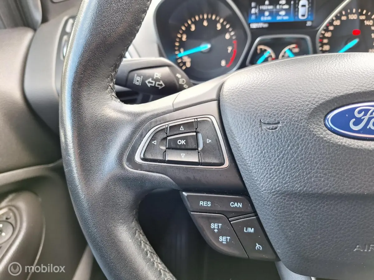 1.5 ECOBOOST TITANIUM • Carplay •