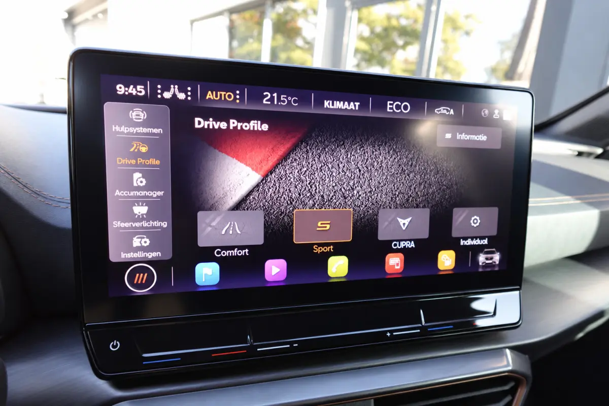 1.4 e-Hybrid VZ PANO KEYLESS 360 ACC VOL