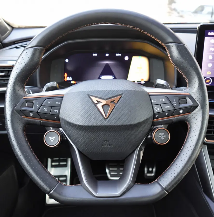 1.4 e-Hybrid VZ PANO KEYLESS 360 ACC VOL
