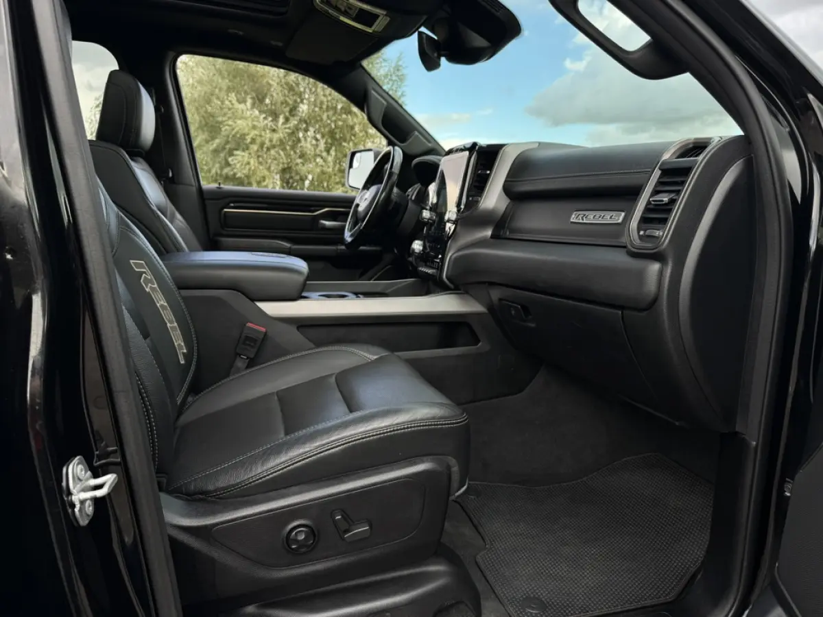 1500 REBEL 5.7L V8 WIDEBODY, TRX STYLE, PANO, H&K, LUCHTV, 35 INCH BANDEN, KEYLESS, 12 INCH SCHERM