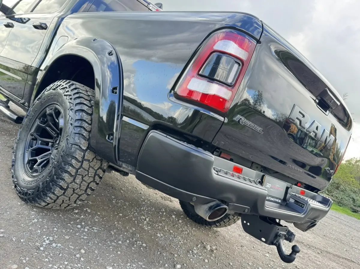 1500 REBEL 5.7L V8 WIDEBODY, TRX STYLE, PANO, H&K, LUCHTV, 35 INCH BANDEN, KEYLESS, 12 INCH SCHERM
