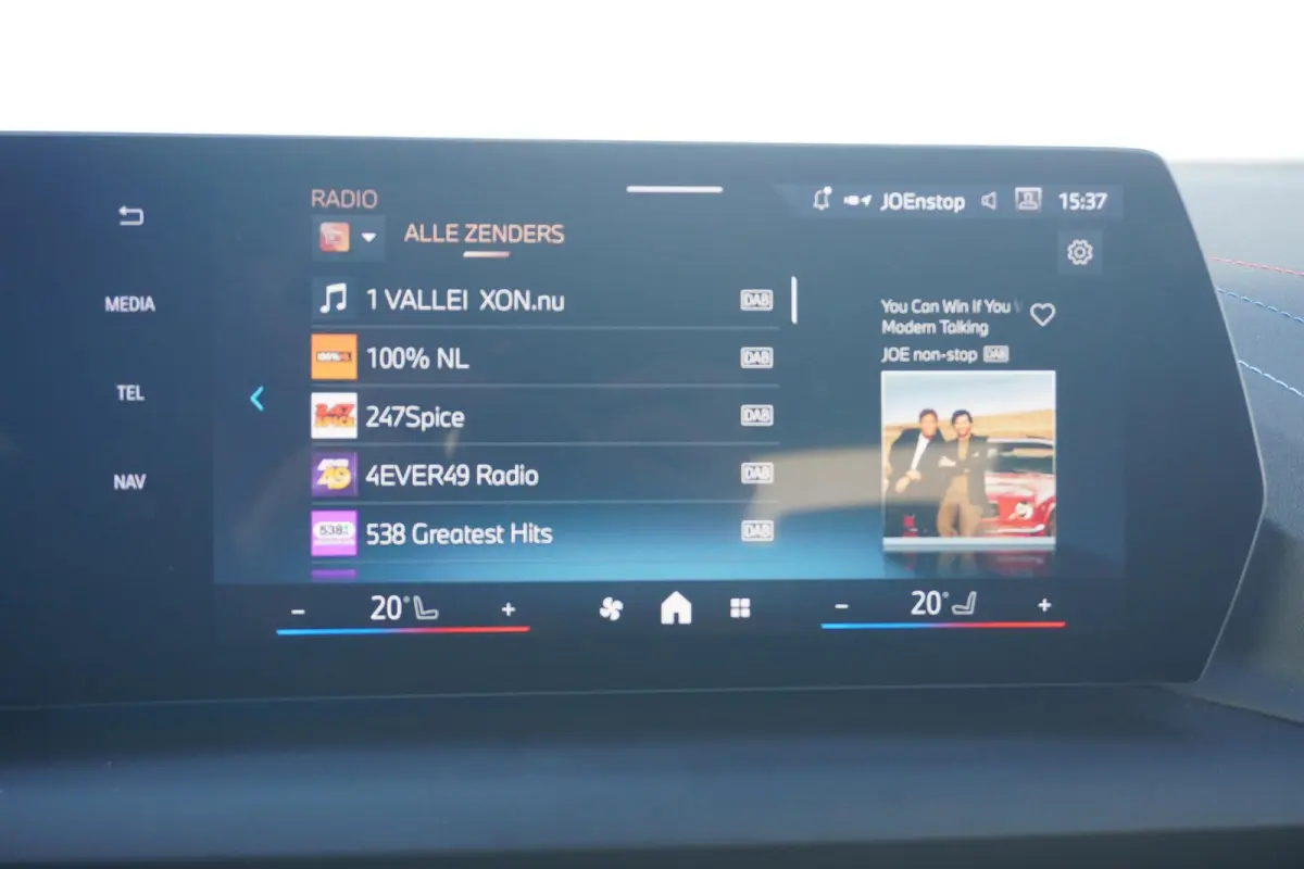 120 | M Sportpakket Pro | Panoramadak | Harman Kardon | Head-Up Display | Parking Assistant Plus | M Adaptief onderstel