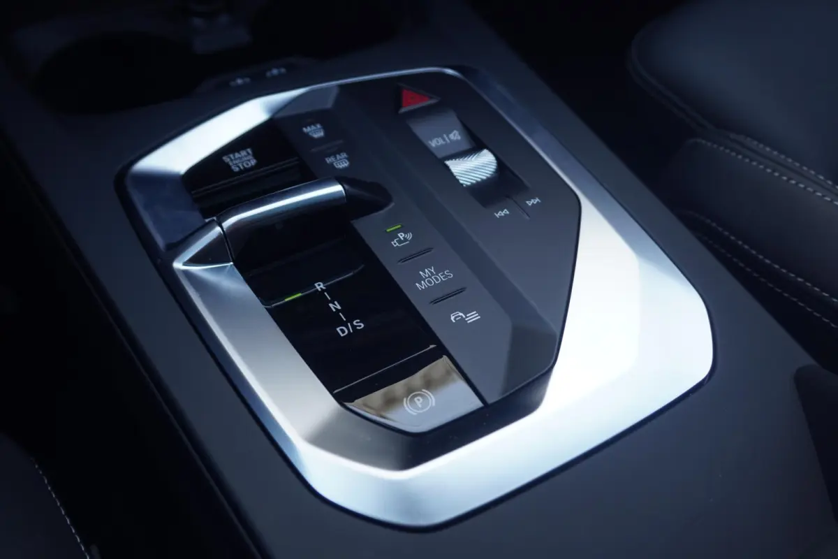 120 | M Sportpakket Pro | Panoramadak | Harman Kardon | Head-Up Display | Parking Assistant Plus | M Adaptief onderstel