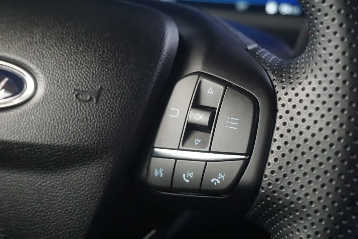 1.0 EcoBoost ST-Line | Trekhaak | Achteruitrijcamera | Apple Carplay/Android Auto|telefoonintegratie premium | Cruise control