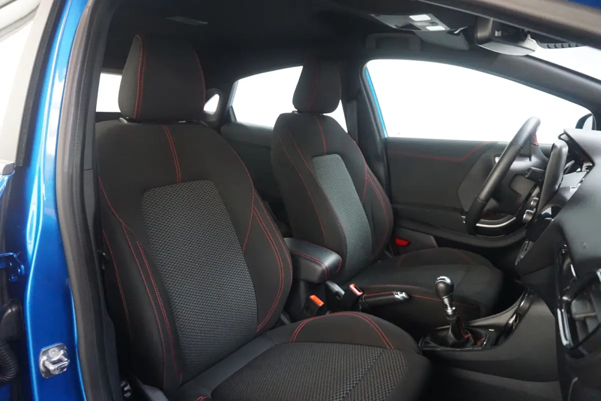 1.0 EcoBoost ST-Line | Trekhaak | Achteruitrijcamera | Apple Carplay/Android Auto|telefoonintegratie premium | Cruise control
