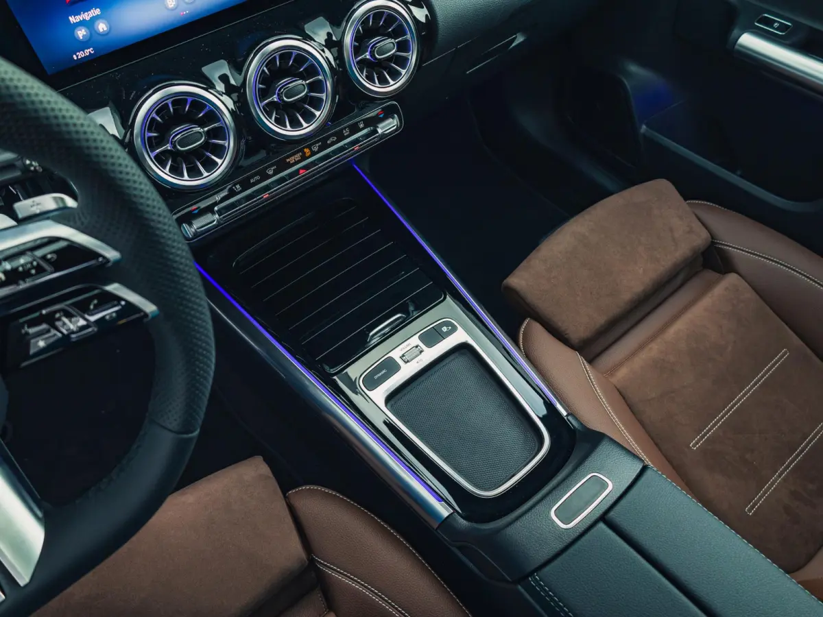 250 e Business Solution AMG Premium PLUS | Panorama dak | Trekhaak