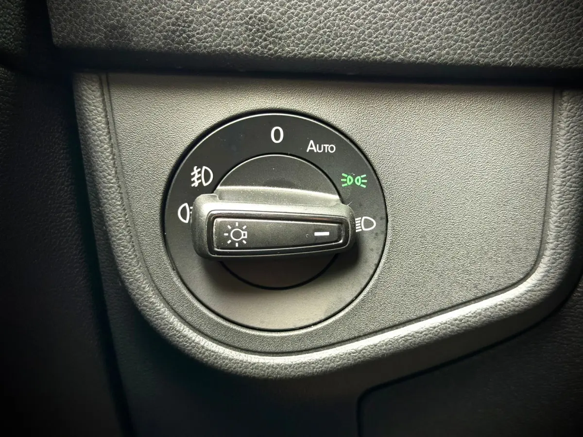 1.0 TSI R-Line | NAVI | CAMERA | LED |
