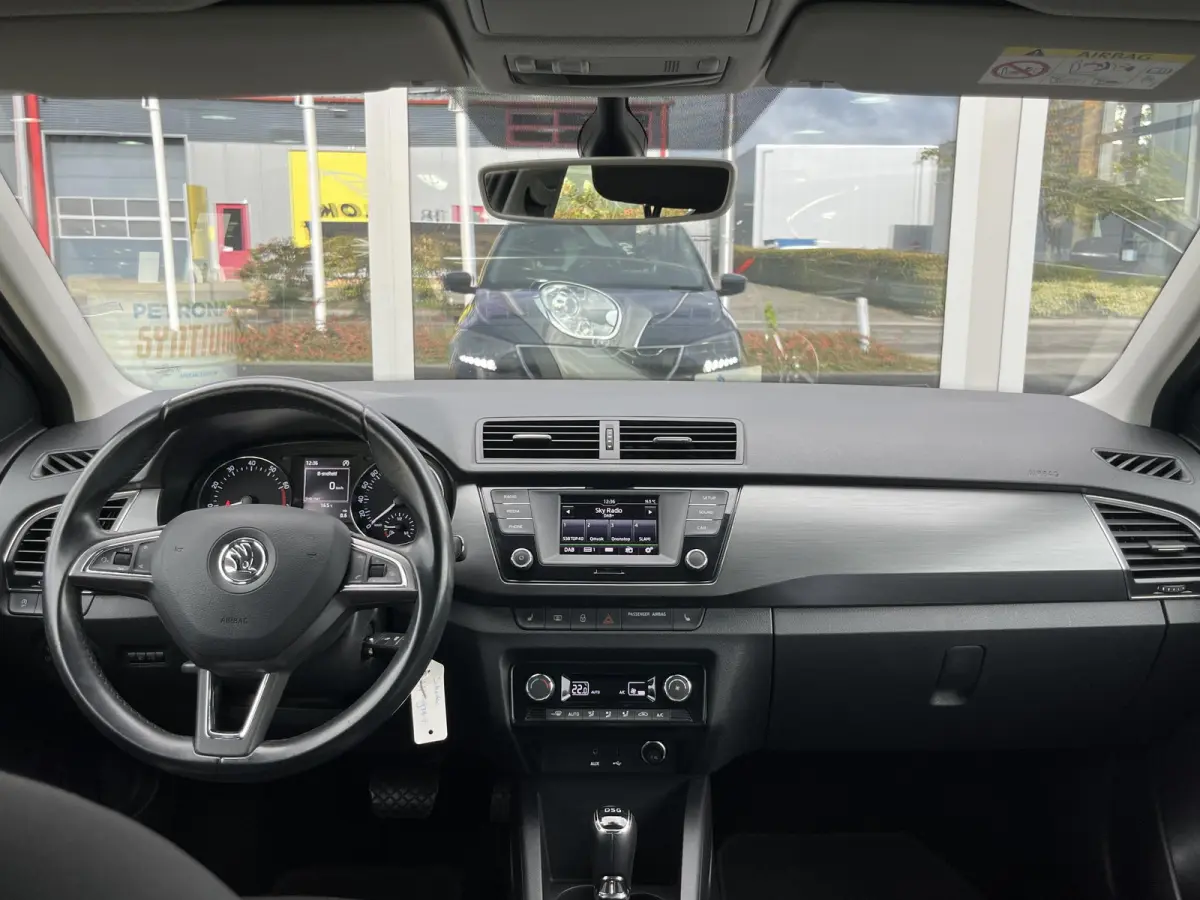 1.2 TSI JOY | DSG | PDC achter | DAB | Stoelverwarming | NAP | Dealeronderhouden auto van 1e eigenaar