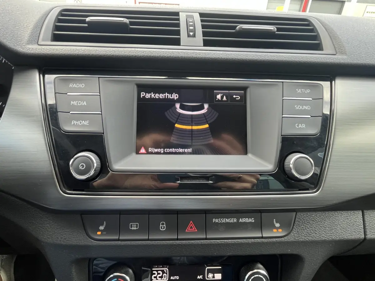 1.2 TSI JOY | DSG | PDC achter | DAB | Stoelverwarming | NAP | Dealeronderhouden auto van 1e eigenaar