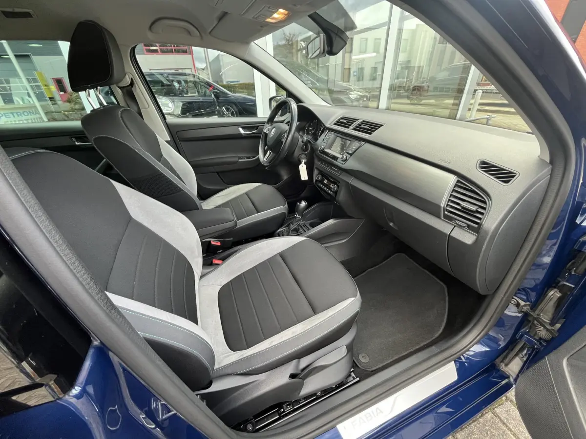 1.2 TSI JOY | DSG | PDC achter | DAB | Stoelverwarming | NAP | Dealeronderhouden auto van 1e eigenaar