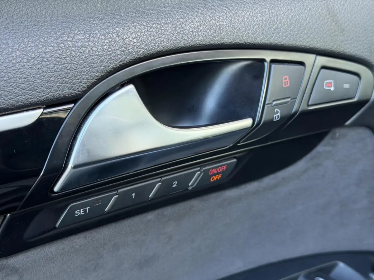 4.2 FSI quattro Pro Line+ 5+2 | V8 | S-LINE | PANORAMADAK | LEDER | LUCHTVERING