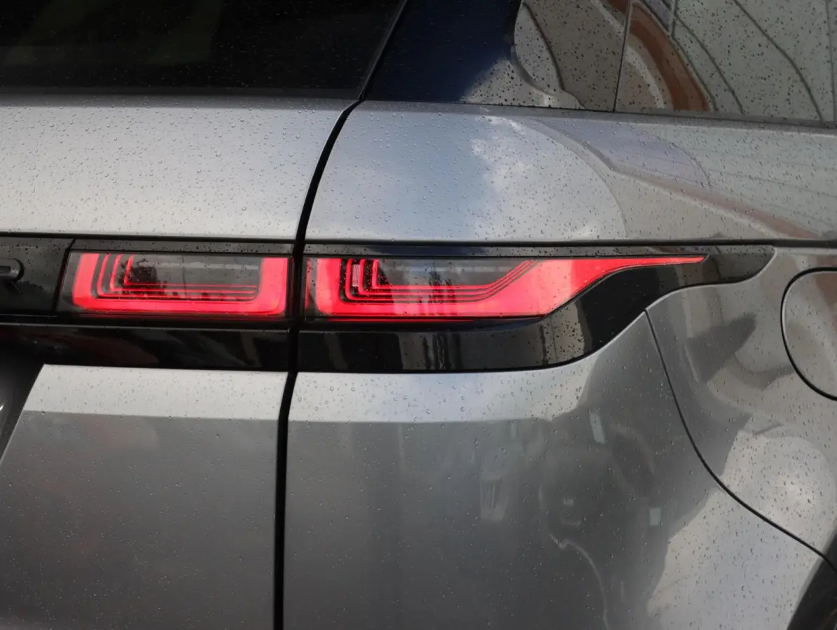 1.5 P300e AWD R-Dynamic | SOH 96%