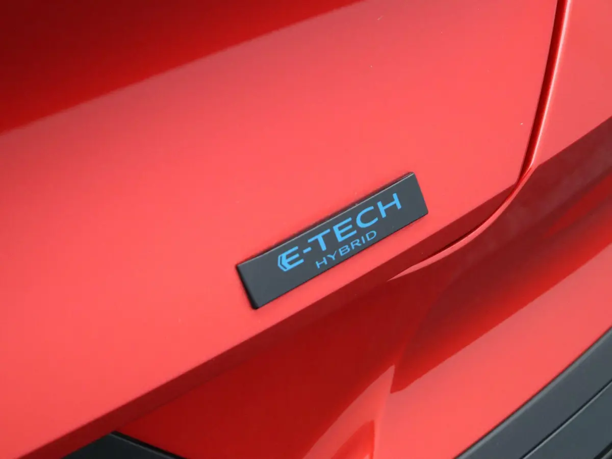 1.8 E-Tech full hybrid 160pk esprit Alpine | Vijf jaar garantie | Adaptieve cruise control | Apple Carplay / Android auto |