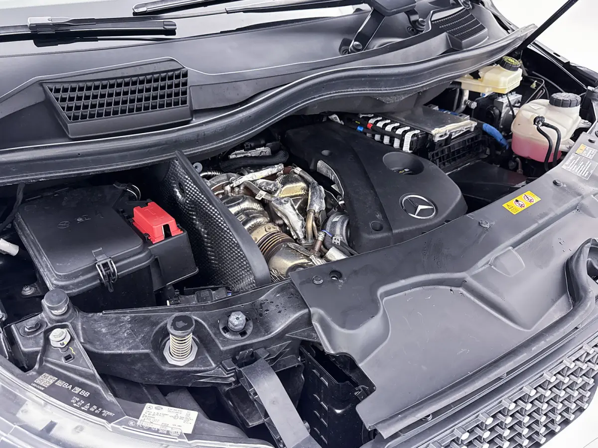 250d 4-MATIC DC Extra Lang AMG-line Trekhaak 2000kg Dubbele Cabine Leder