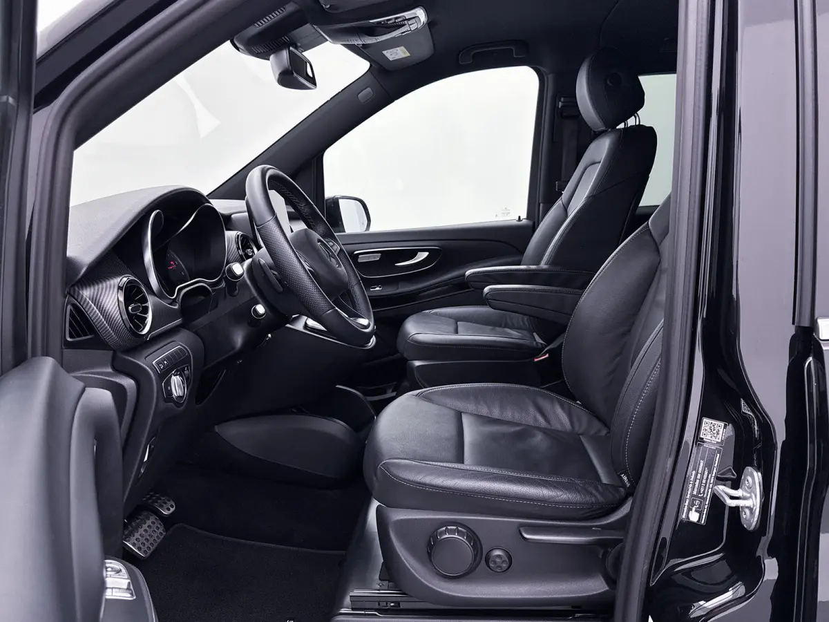 250d 4-MATIC DC Extra Lang AMG-line Trekhaak 2000kg Dubbele Cabine Leder