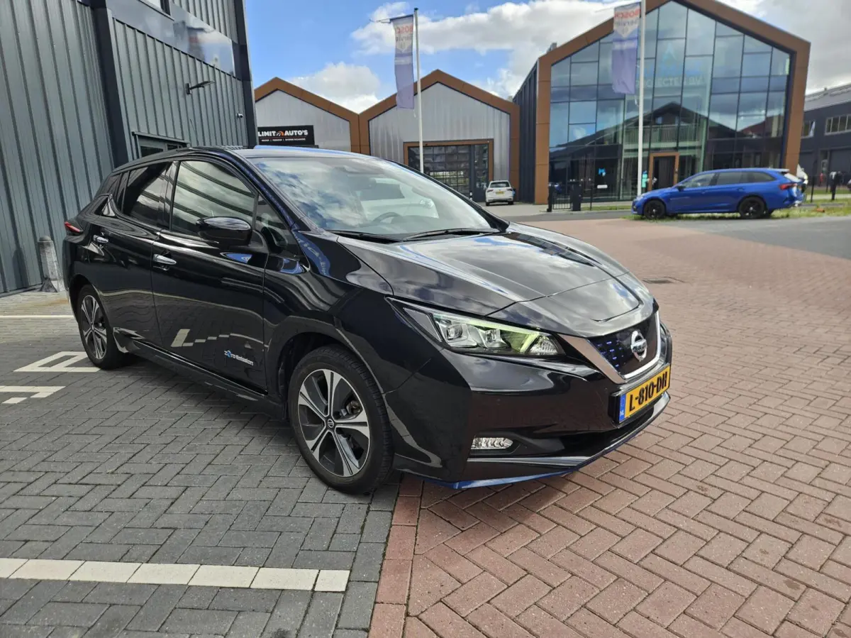 e+ Tekna 62 kWh LONG RANGE 33000 km NAP!