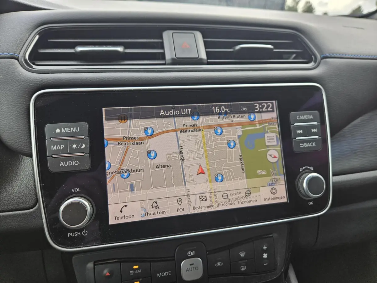 e+ Tekna 62 kWh LONG RANGE 33000 km NAP!